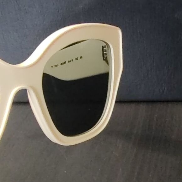 TORY BURCH Ivory Cat Eye Sunglasses TY7184U  I - Picture 10 of 15